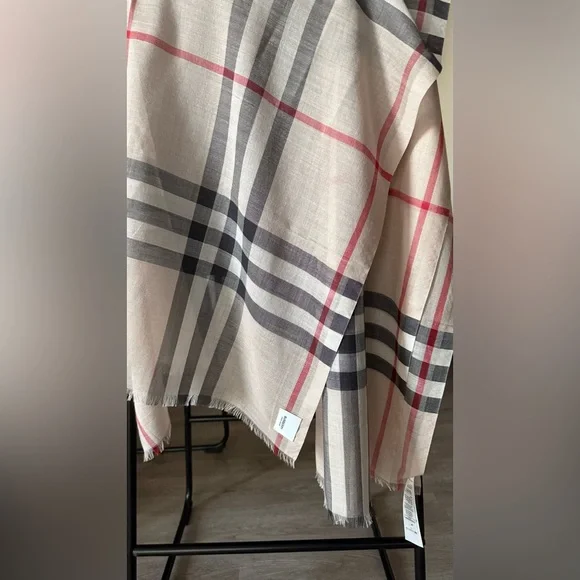 Burberry Cream and Black Plaid Scarf - Picture 2 of 7